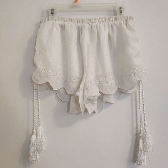 MinkPink Castaway Ivory Embroidered Two Piece Cami Top and Shorts Set Small b113 - Picture 8 of 16